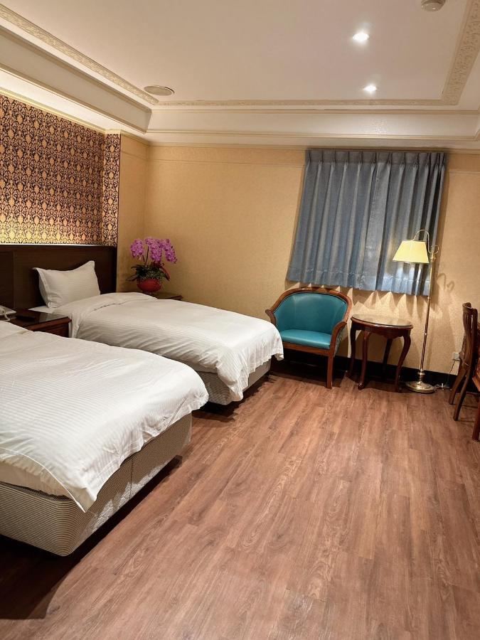 Duke Business Hotel Taoyuan Extérieur photo