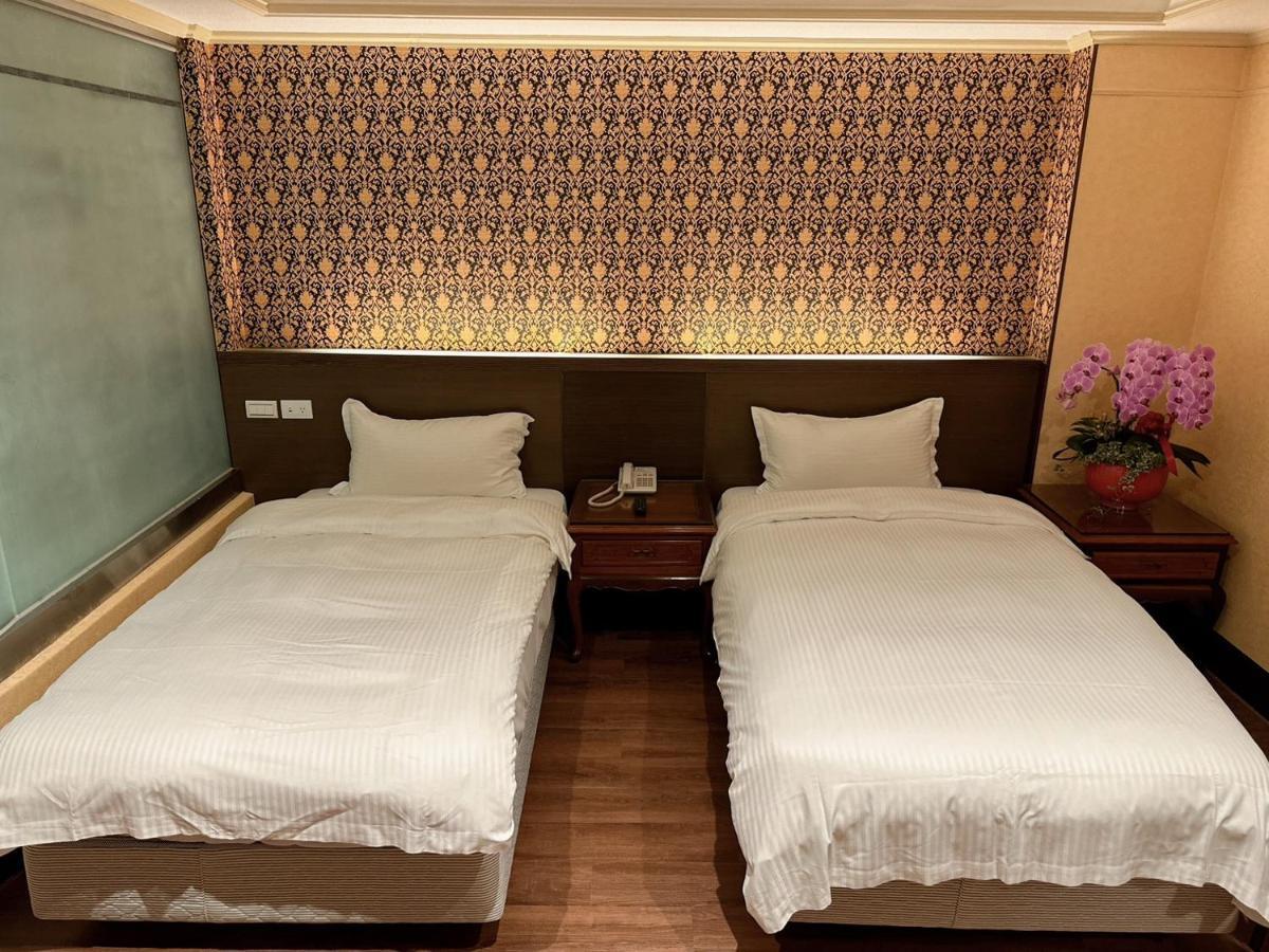 Duke Business Hotel Taoyuan Extérieur photo