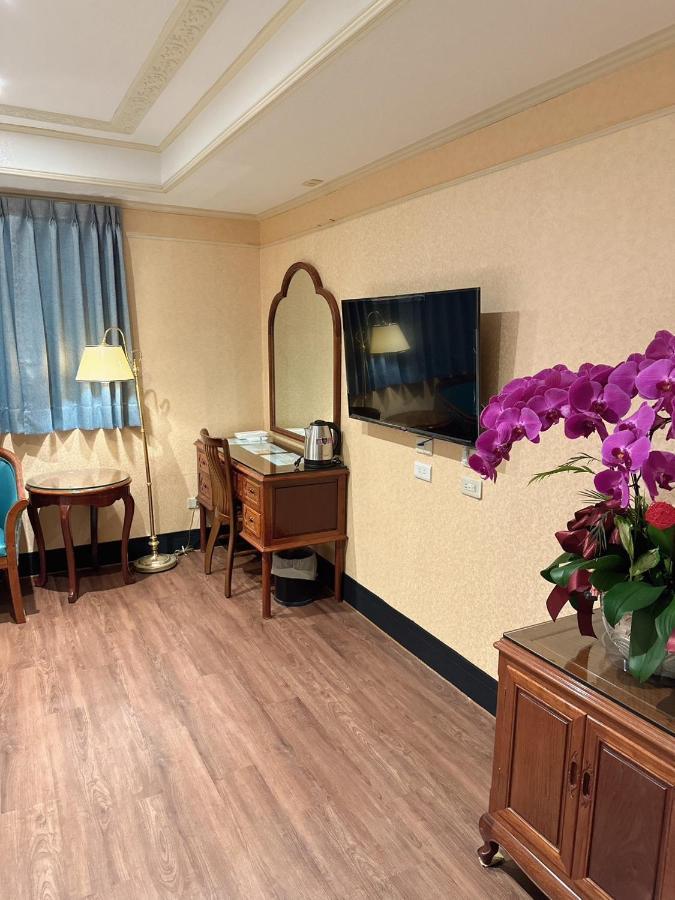 Duke Business Hotel Taoyuan Extérieur photo