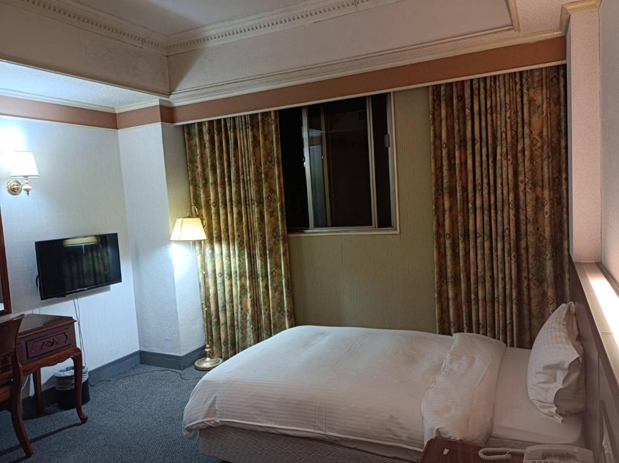 Duke Business Hotel Taoyuan Extérieur photo