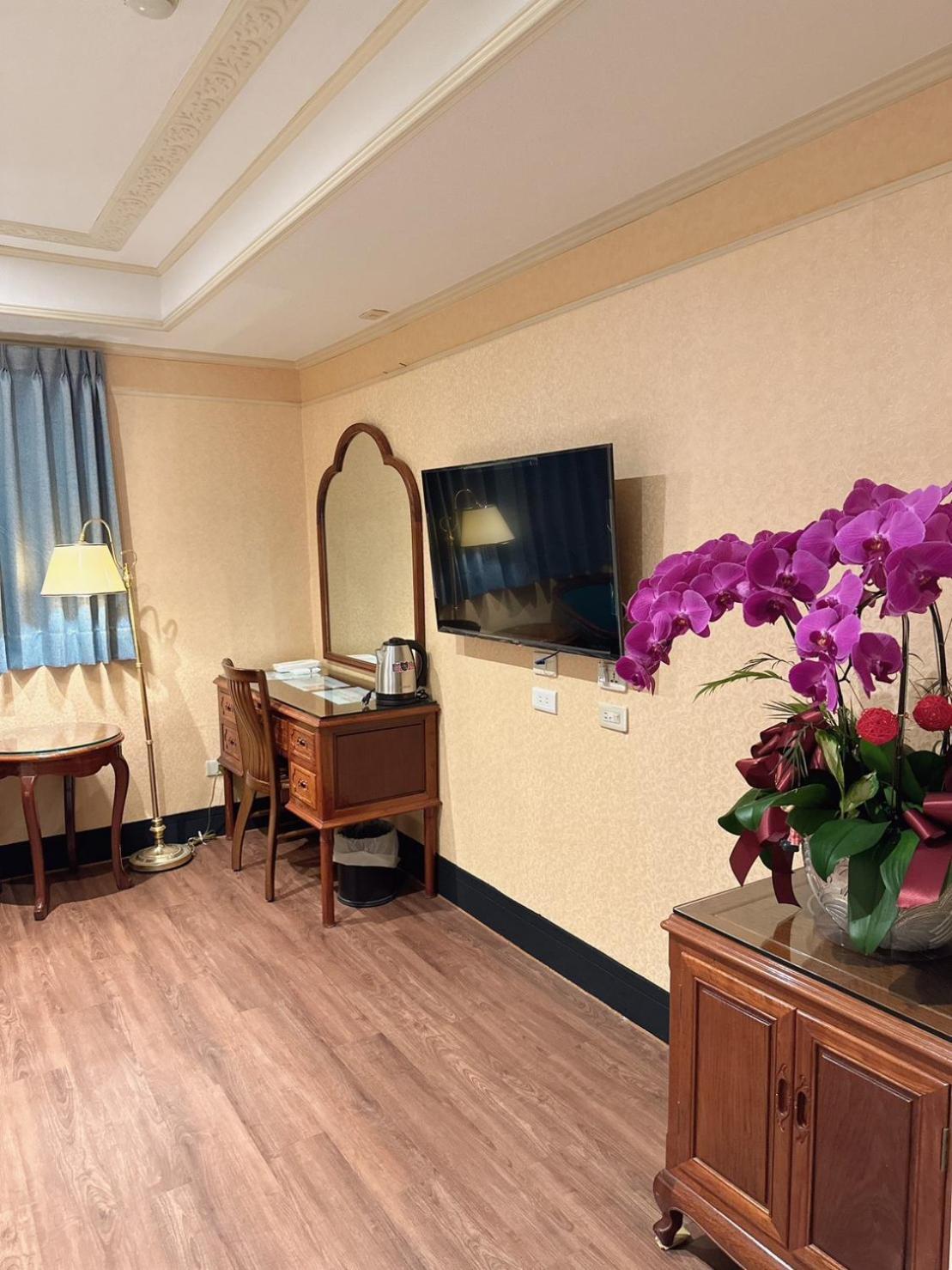Duke Business Hotel Taoyuan Extérieur photo