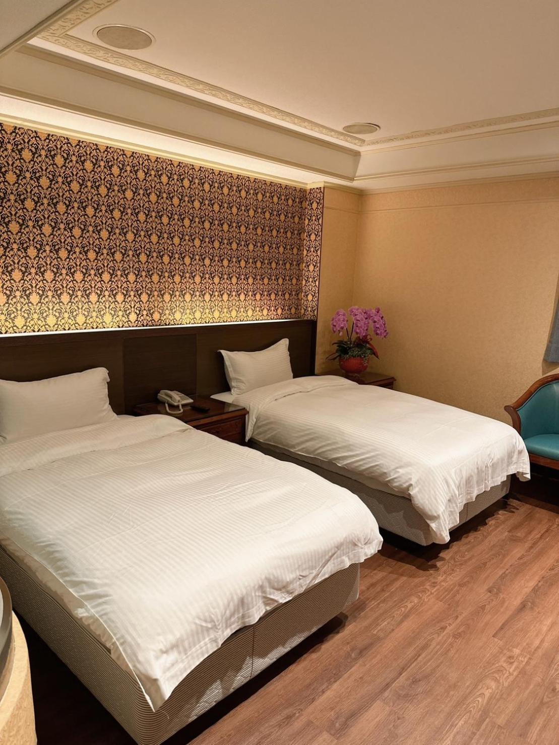 Duke Business Hotel Taoyuan Extérieur photo
