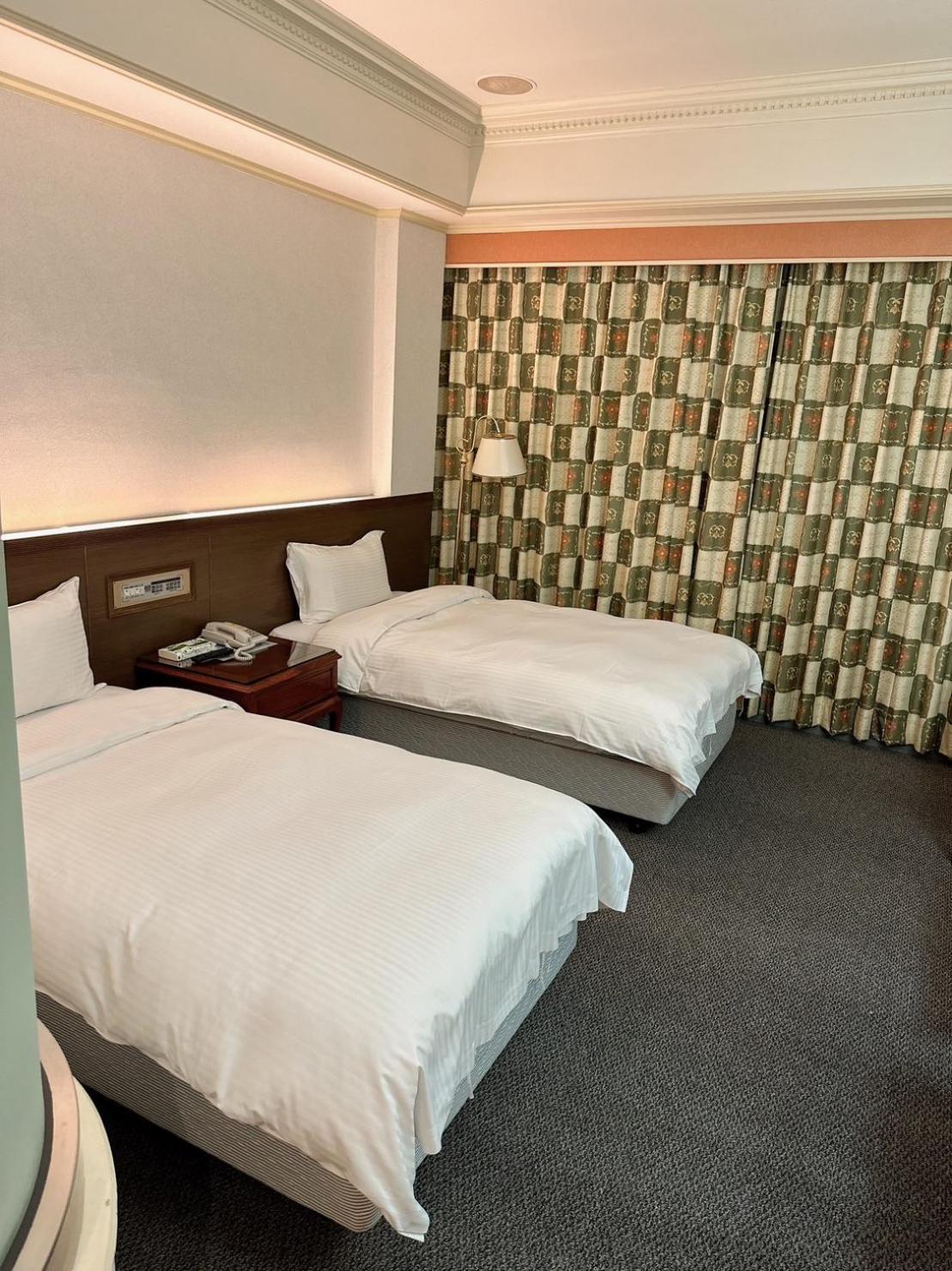 Duke Business Hotel Taoyuan Extérieur photo