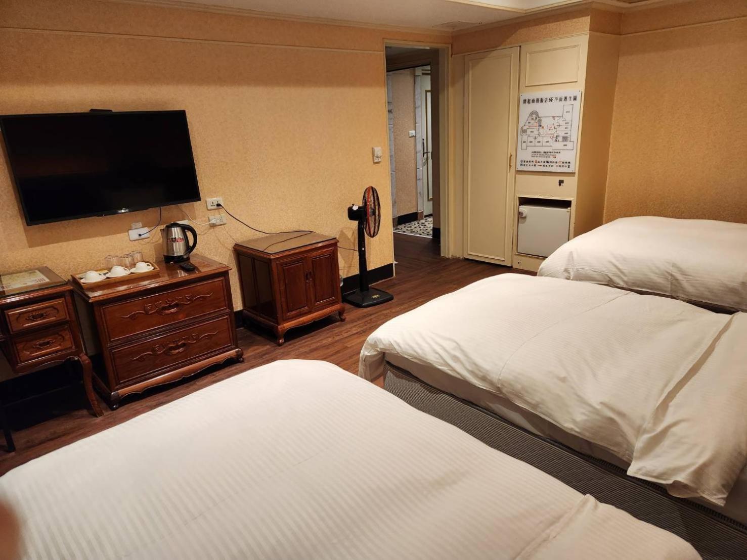 Duke Business Hotel Taoyuan Extérieur photo