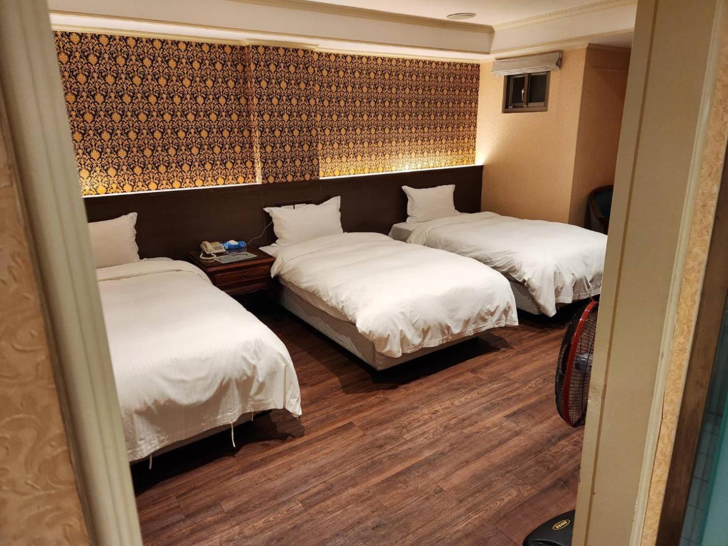 Duke Business Hotel Taoyuan Extérieur photo