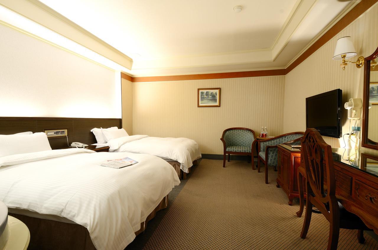 Duke Business Hotel Taoyuan Extérieur photo