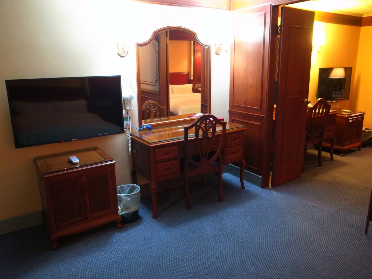 Duke Business Hotel Taoyuan Extérieur photo