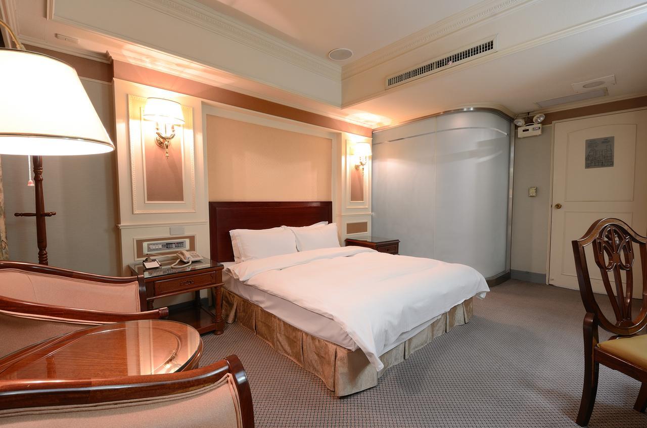 Duke Business Hotel Taoyuan Extérieur photo